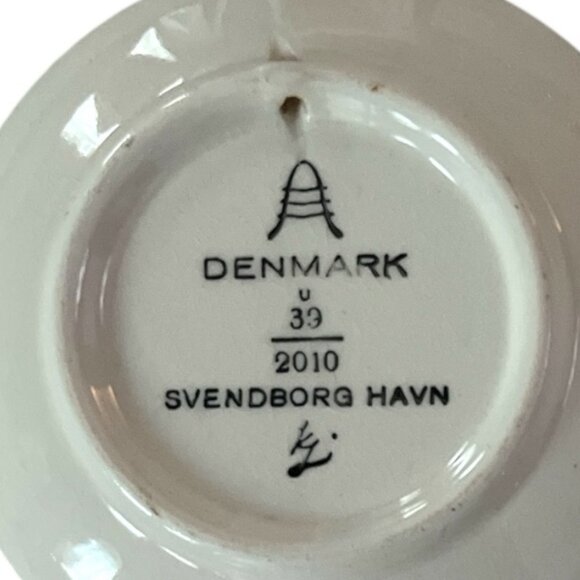 4 Royal Copenhagen Miniature Blue & White Plate Ornaments – Denmark Scenic Serie - Picture 3 of 3